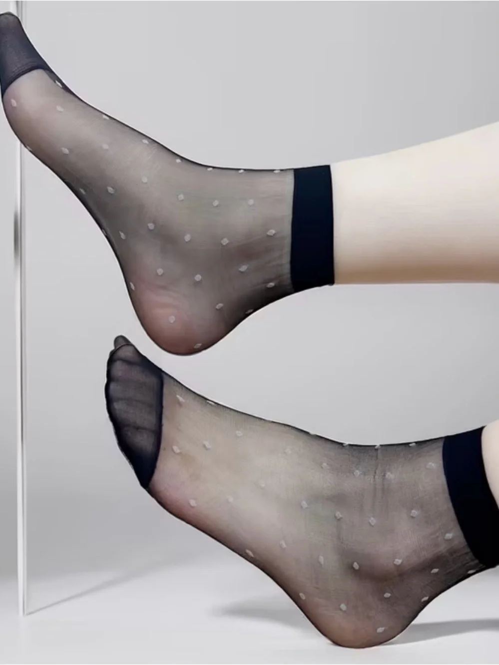 2 Pair Sheer Polka Dot Ankle Socks